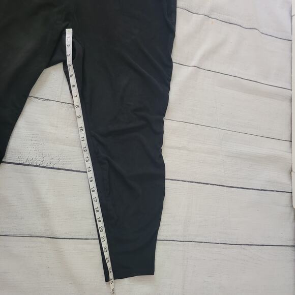 Torrid Size 3 Black Felt Front Pixie Pants Plus Career Office Stretch Pull On - Picture 4 of 7